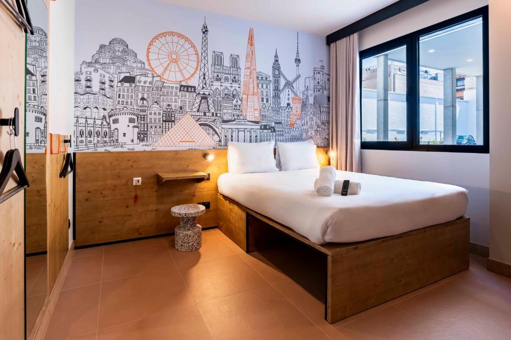 Standard Double Room interior